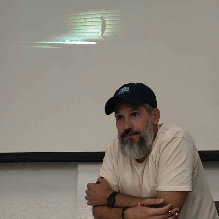 Julio César García Martínez. Charla* Isla* Vilanova I la Geltrú, Cataluña julio de 2026