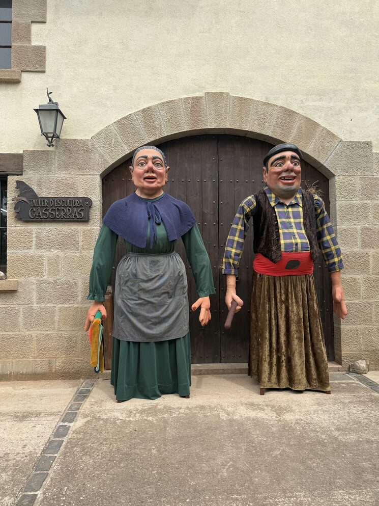 Honorata i Rocafesa acabats de sortir del Taller Casserras