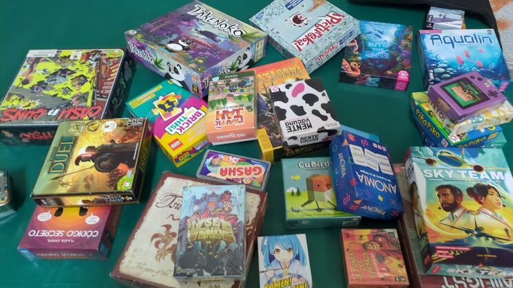 Fotos de los juegos en un evento solidario en 2026
